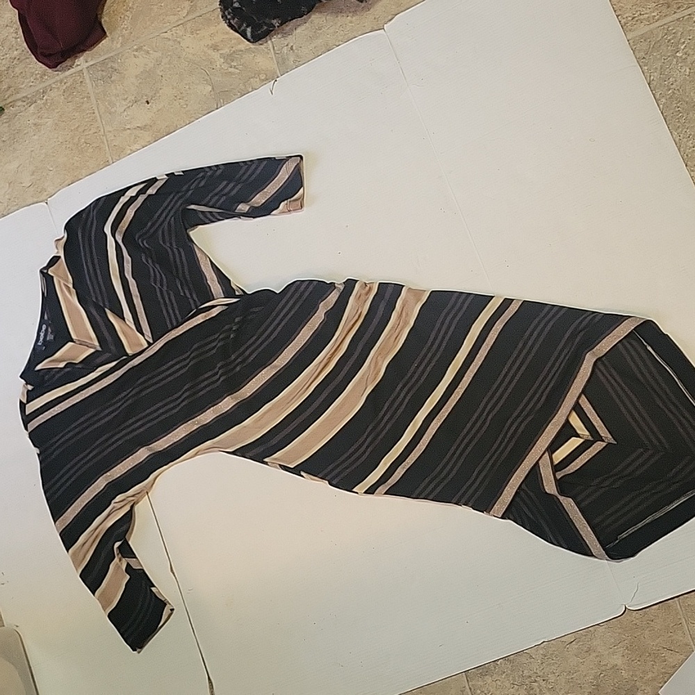 bebe metallic gold & black wrap event dress w/ hi-lo hemline, XXS